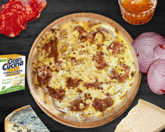 Pizza Hot Honey (ușor picantă)